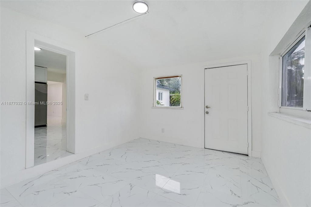 Real estate property located at 4731 12th St, Broward, Flair Sub No 2, Lauderhill, FL