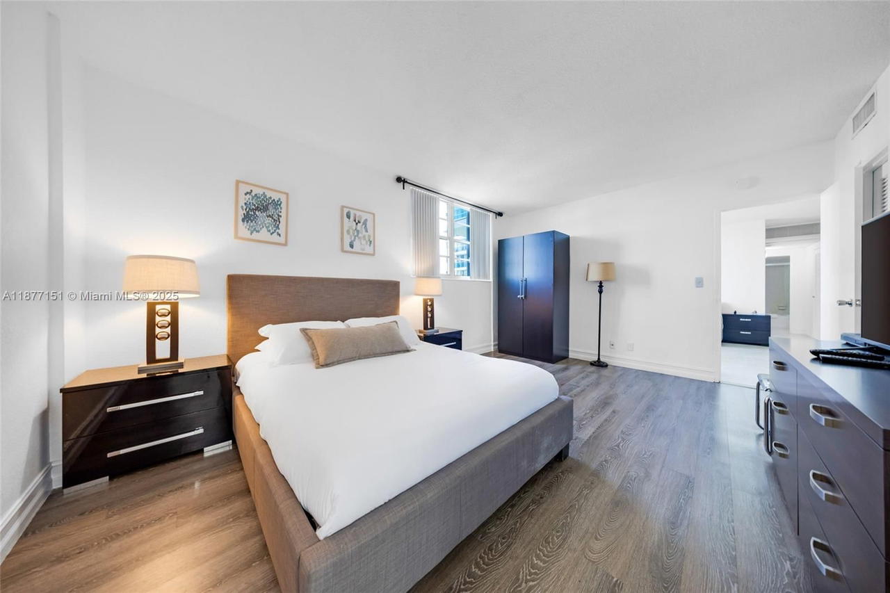 Real estate property located at 3901 Ocean Dr #7P, Broward, Tides On Hollywood Beach, Hollywood, FL