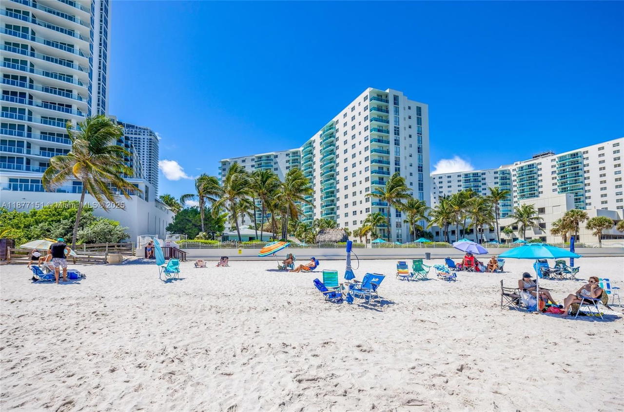 Real estate property located at 3901 Ocean Dr #7P, Broward, Tides On Hollywood Beach, Hollywood, FL