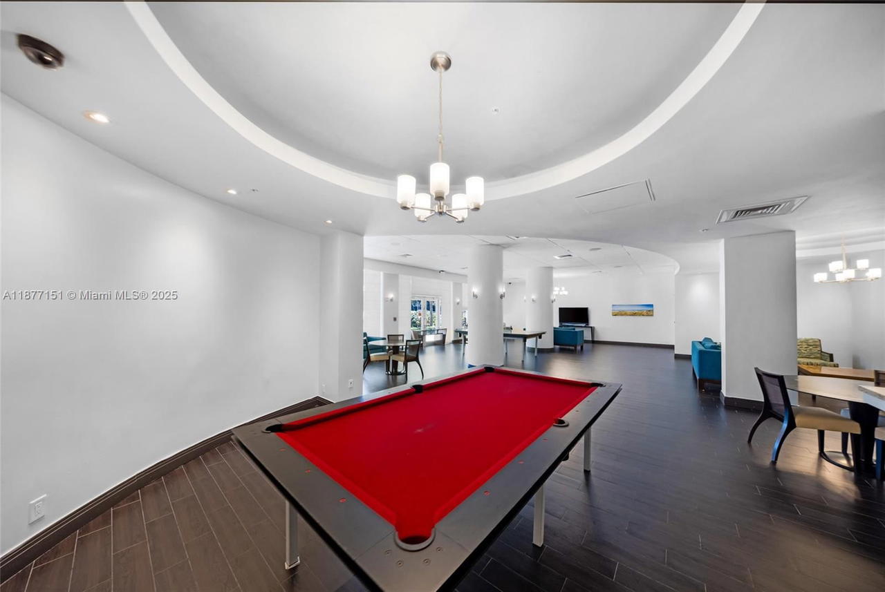 Real estate property located at 3901 Ocean Dr #7P, Broward, Tides On Hollywood Beach, Hollywood, FL