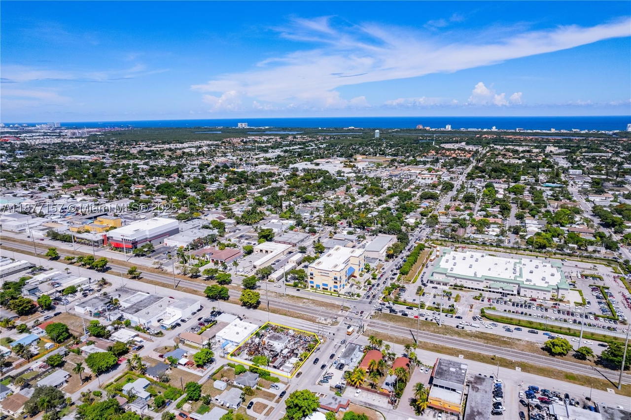 Real estate property located at 1708 Dixie Hwy, Broward, Hollywood Park, Hollywood, FL