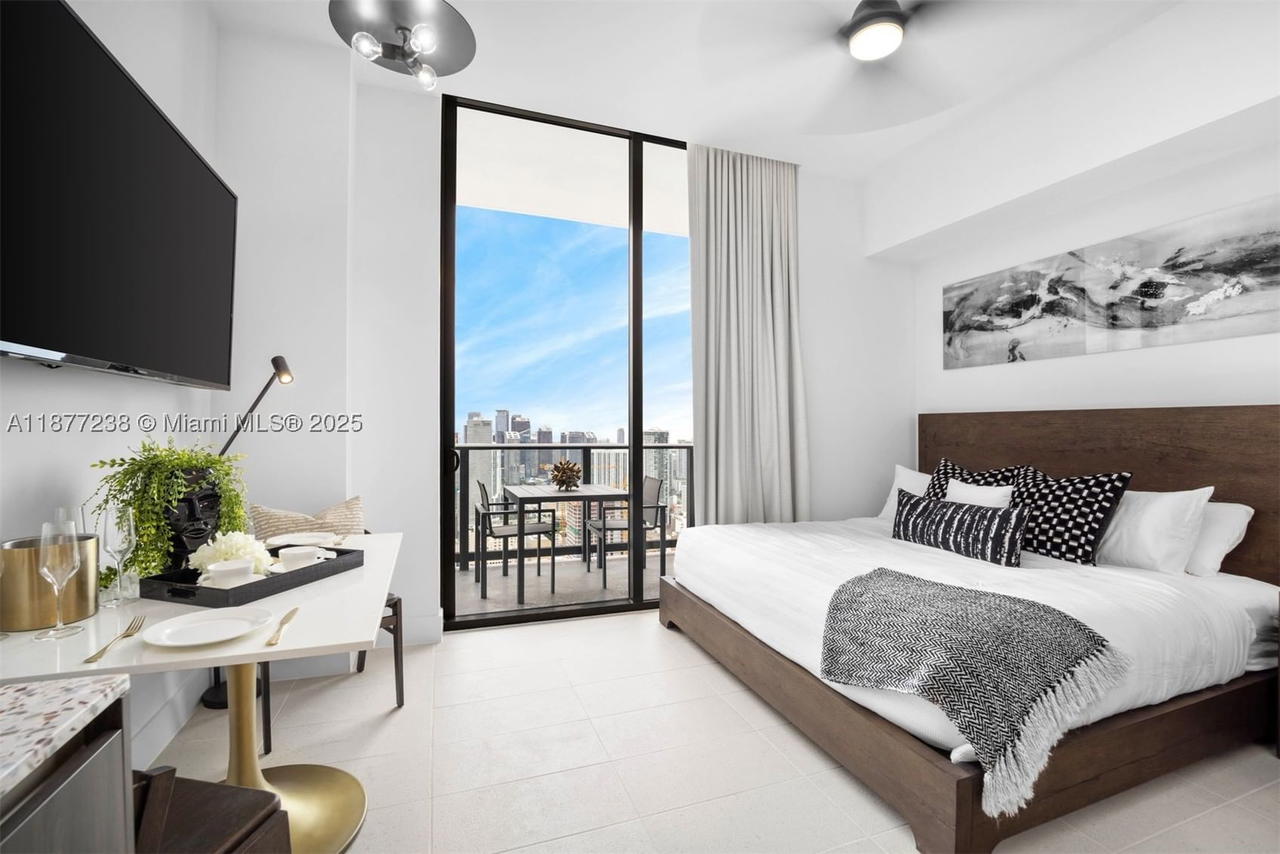 Real estate property located at 159 6th St #5112, Miami-dade, Natiivo / Gale Residences, Miami, FL