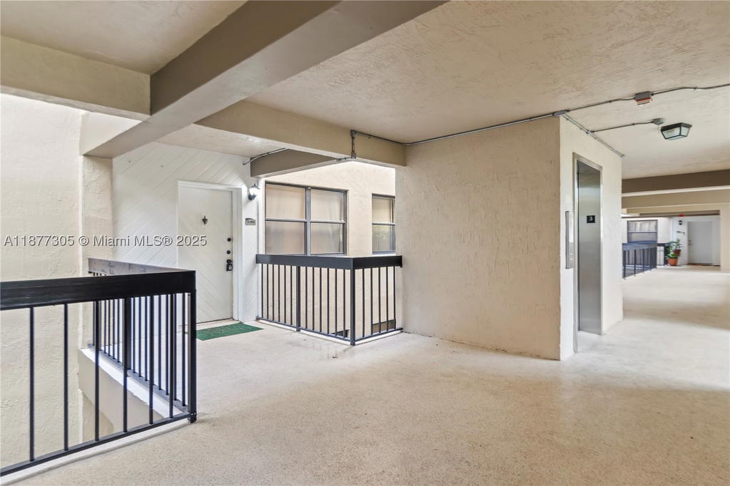 Real estate property located at 481 Ives Dairy Rd #303-4, Miami-dade, Summertree Vilg Calif Cl, Miami, FL