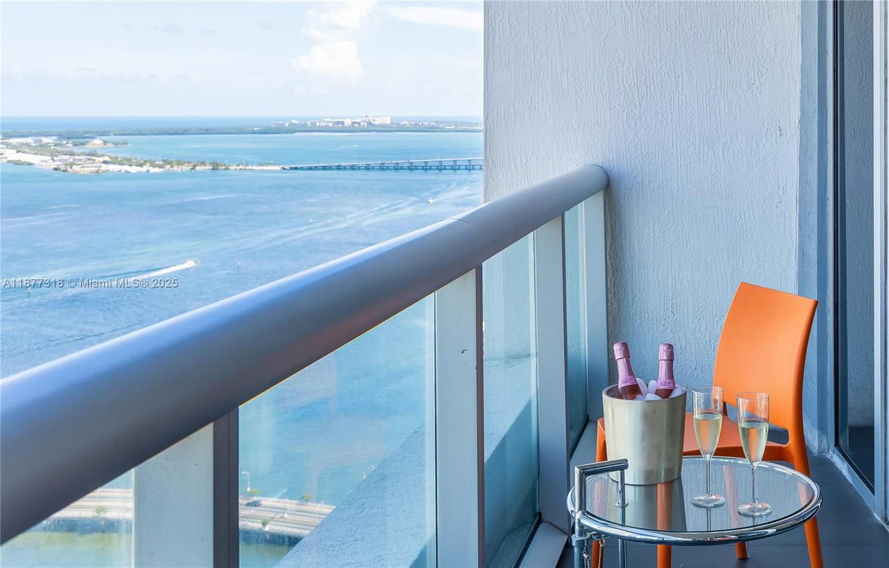 Real estate property located at 485 Brickell Ave #4101, Miami-dade, Icon Brickell Condo No 3, Miami, FL