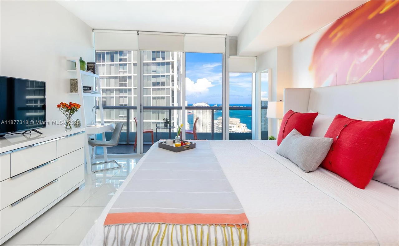 Real estate property located at 485 Brickell Ave #4101, Miami-dade, Icon Brickell Condo No 3, Miami, FL
