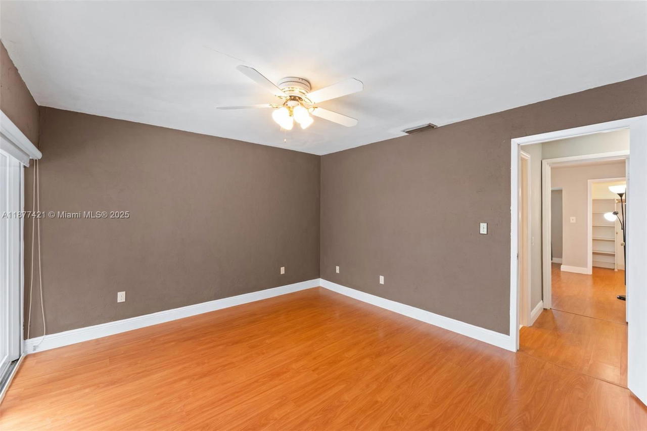 Real estate property located at 7025 19th Ct, Miami-dade, Chambers Land Company Sub, Hialeah, FL
