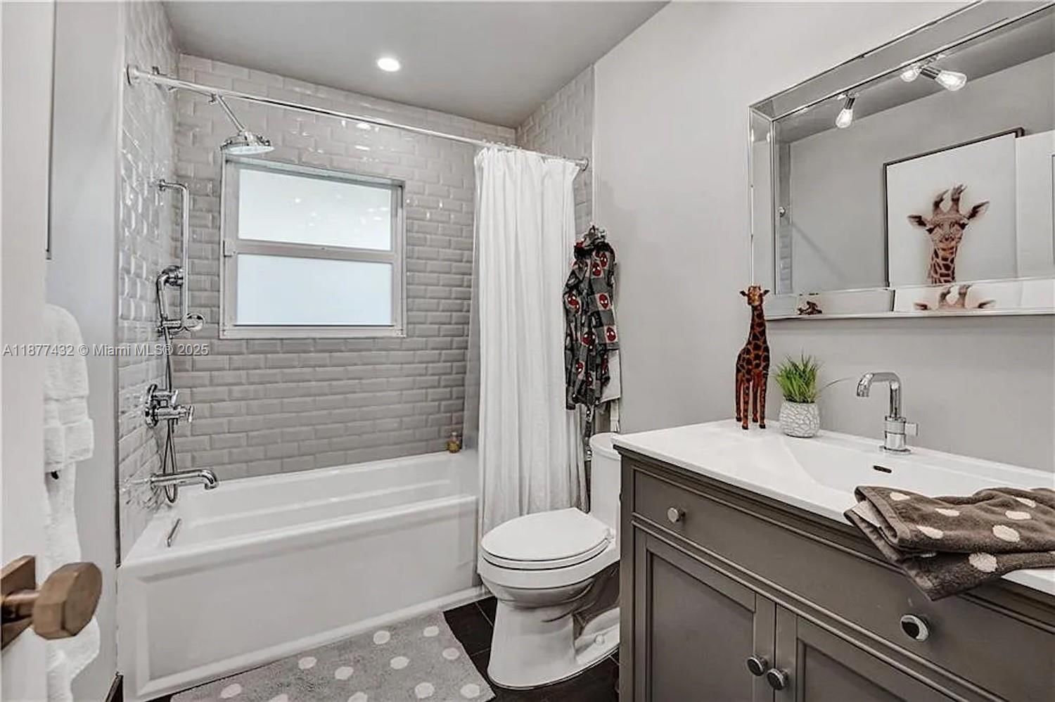 Real estate property located at , Broward, Edgewater Estates, Wilton Manors, FL