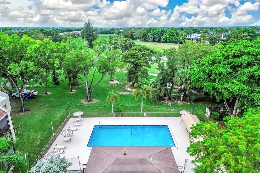 Real estate property located at 7950 Mcnab Rd #208, Broward, Concord Village Condomini, Tamarac, FL