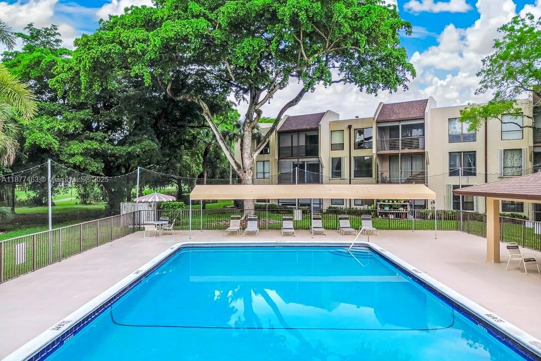 Real estate property located at 7950 Mcnab Rd #208, Broward, Concord Village Condomini, Tamarac, FL