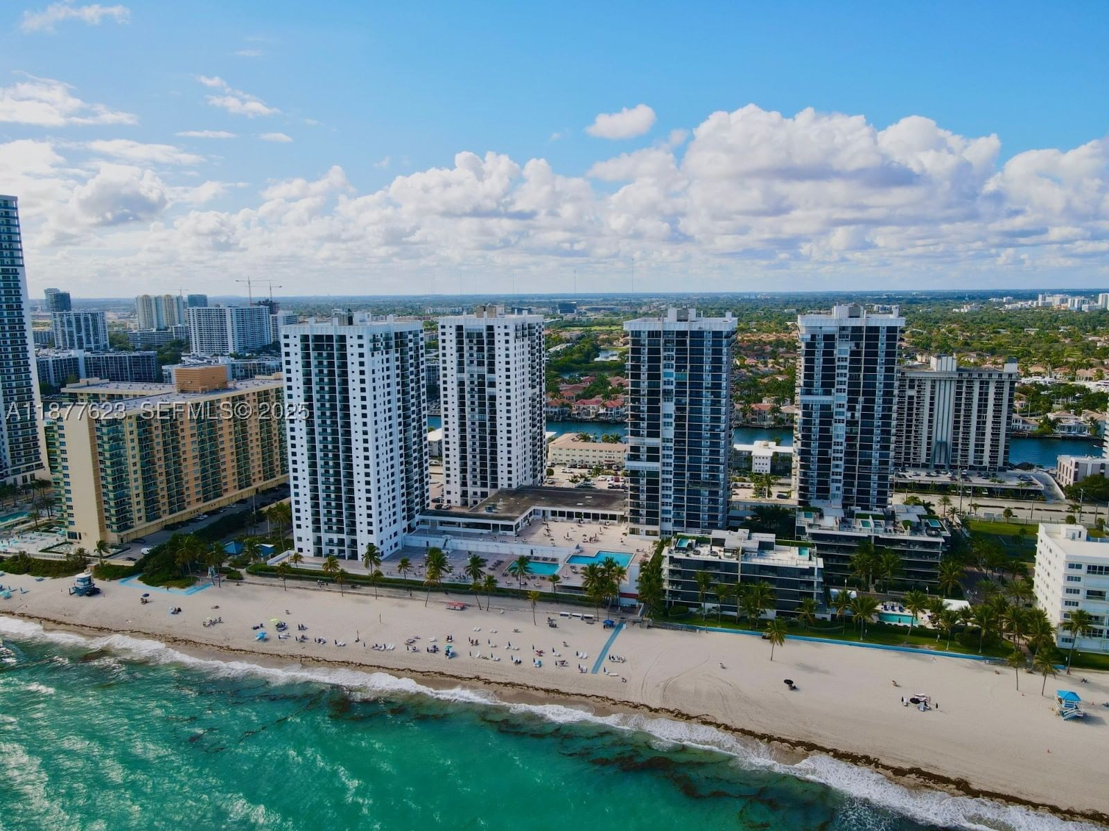 Real estate property located at 2401 Ocean Dr #2504, Broward, Britannia At Quadomain Co, Hollywood, FL