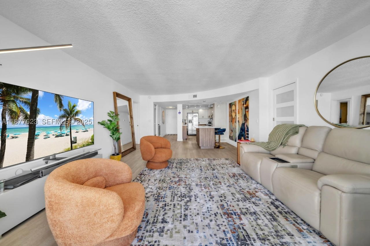 Real estate property located at 2401 Ocean Dr #2504, Broward, Britannia At Quadomain Co, Hollywood, FL