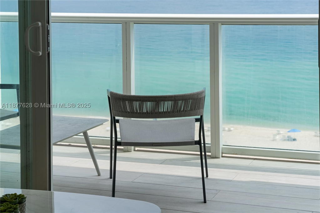 Real estate property located at 5601 Collins Ave #1011, Miami-dade, The Pavilion Condo, Miami Beach, FL