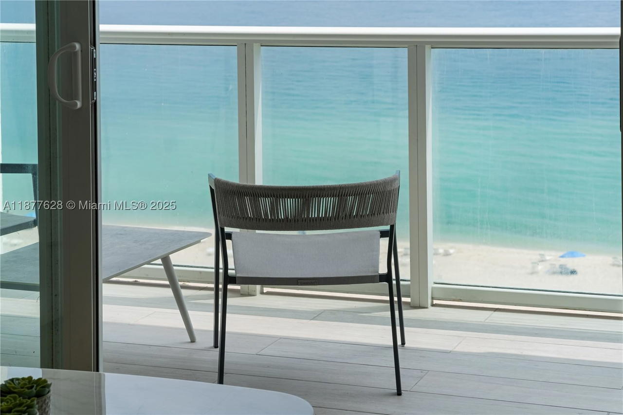 Real estate property located at 5601 Collins Ave #1011, Miami-dade, The Pavilion Condo, Miami Beach, FL