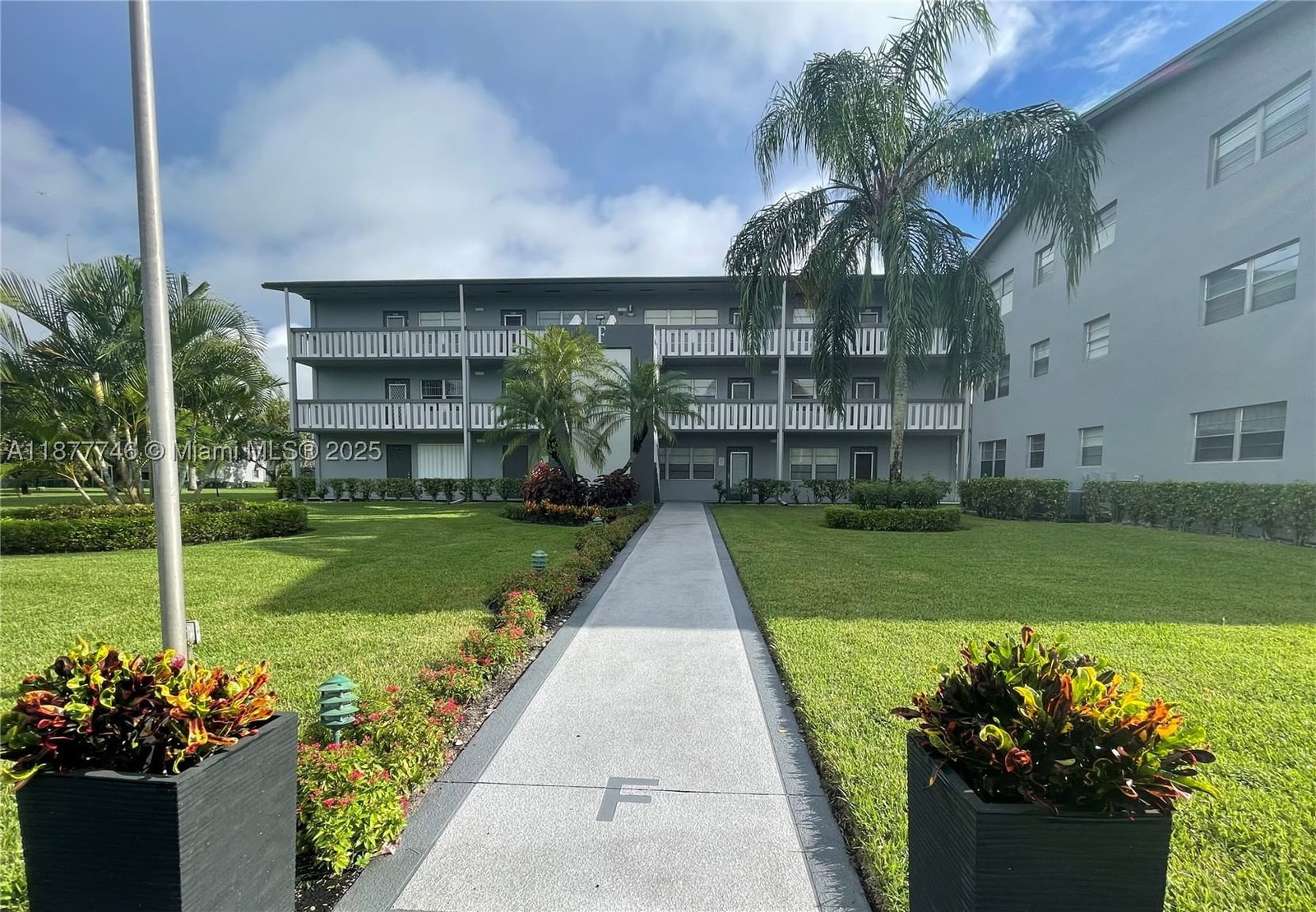 Real estate property located at 251 Suffolk F #251, Palm Beach, Suffolk At Century Villag, Boca Raton, FL