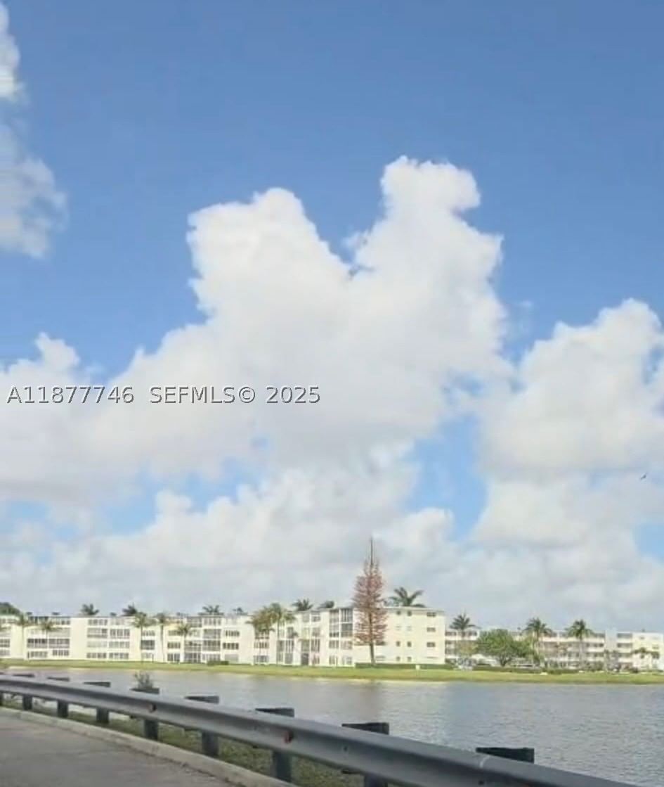 Real estate property located at 251 Suffolk F #251, Palm Beach, Suffolk At Century Villag, Boca Raton, FL