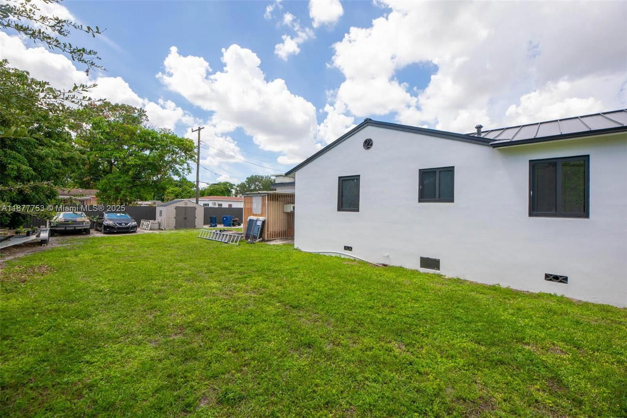 Real estate property located at 1240 Peri St, Miami-dade, Plat No 1 Opa Locka, Opa Locka, FL