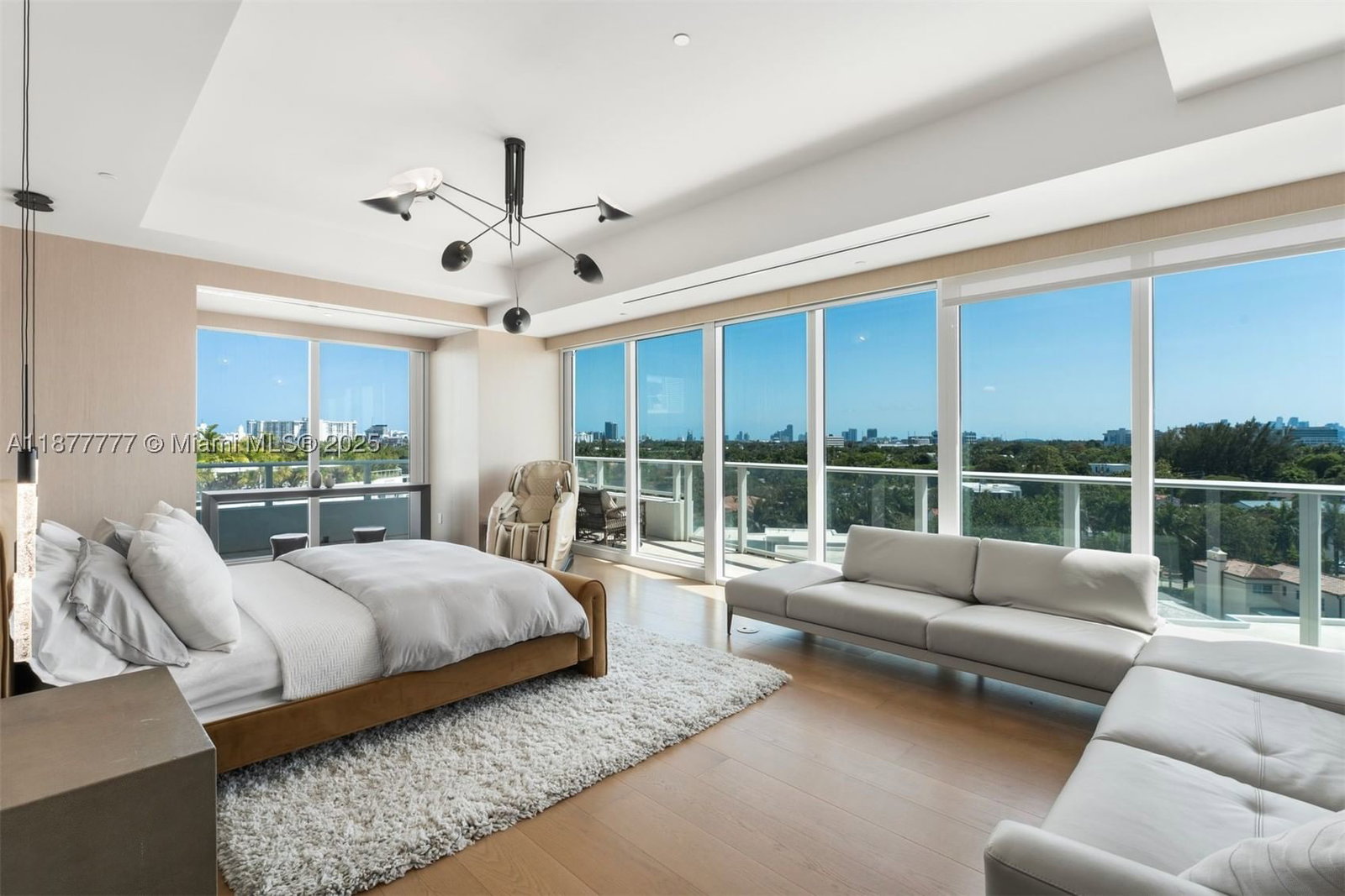 Real estate property located at 4701 Meridian Ave #512, Miami-dade, 4701 North Meridian Condo, Miami Beach, FL
