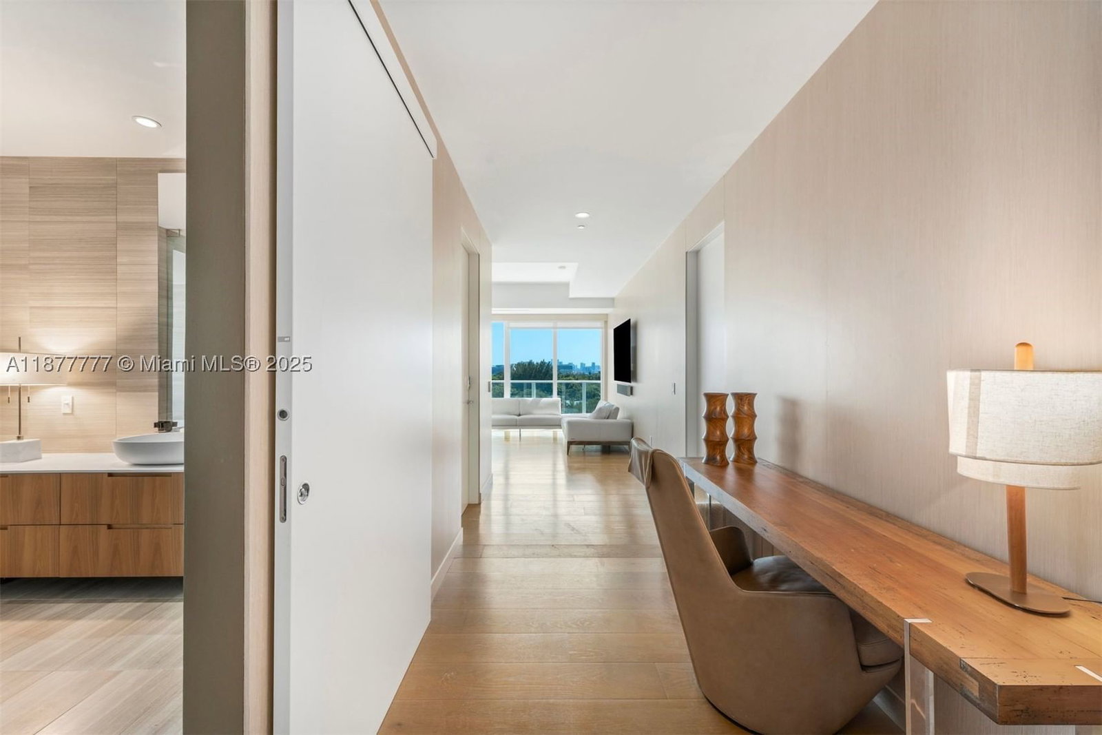 Real estate property located at 4701 Meridian Ave #512, Miami-dade, 4701 North Meridian Condo, Miami Beach, FL
