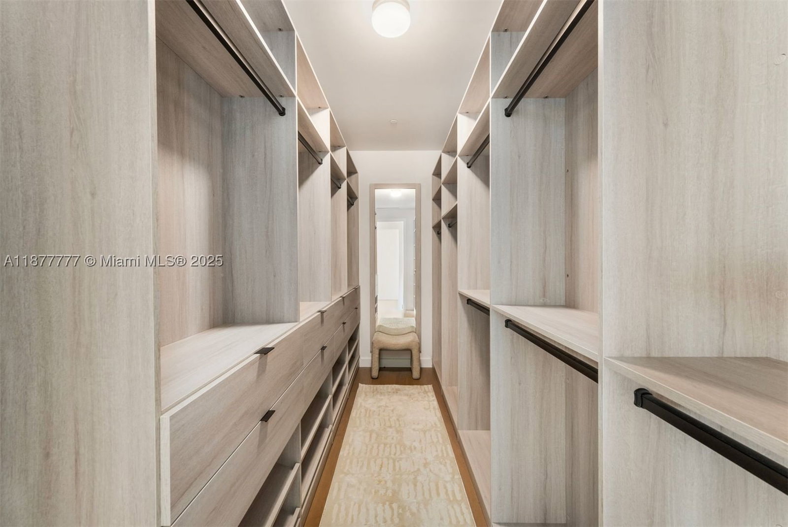 Real estate property located at 4701 Meridian Ave #512, Miami-dade, 4701 North Meridian Condo, Miami Beach, FL