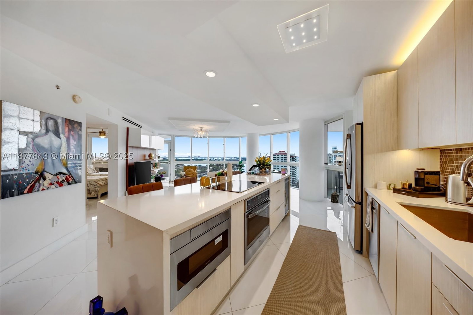 Real estate property located at 6301 Collins Ave #2107, Miami-dade, La Gorce Palace Condo, Miami Beach, FL