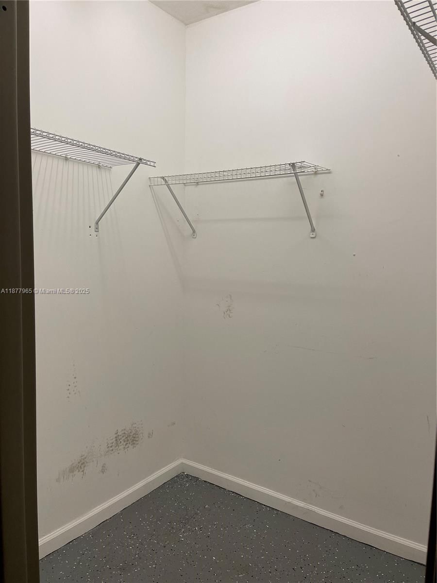 Real estate property located at 251 Palm Cir W #206, Broward, Palms Of Pembroke Condo, Pembroke Pines, FL