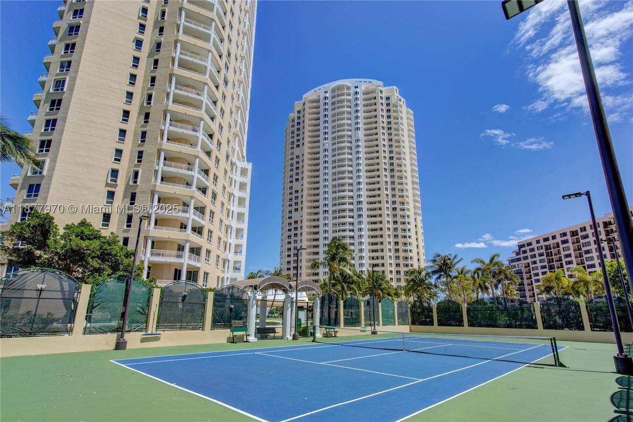Real estate property located at 848 Brickell Key Dr #2502, Miami-dade, Three Tequesta Point Cond, Miami, FL