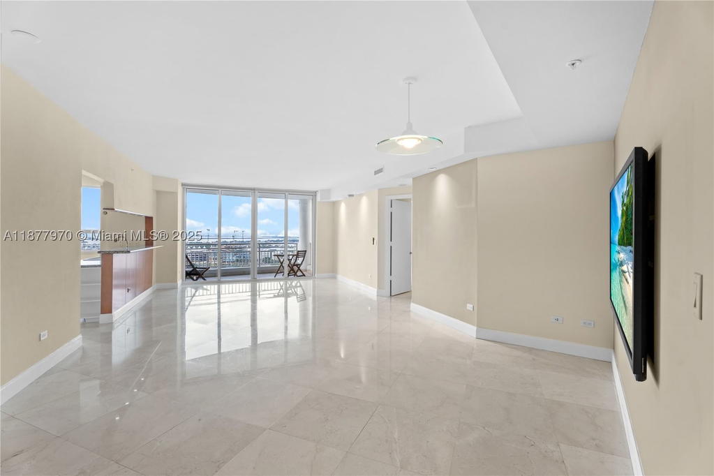 Real estate property located at 848 Brickell Key Dr #2502, Miami-dade, Three Tequesta Point Cond, Miami, FL