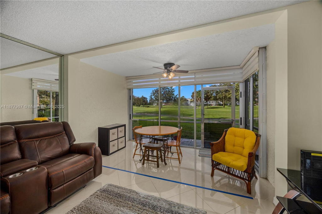 Real estate property located at 1911 Sabal Palm Dr #105, Broward, Condo 3 Of Sabal Palm Con, Davie, FL