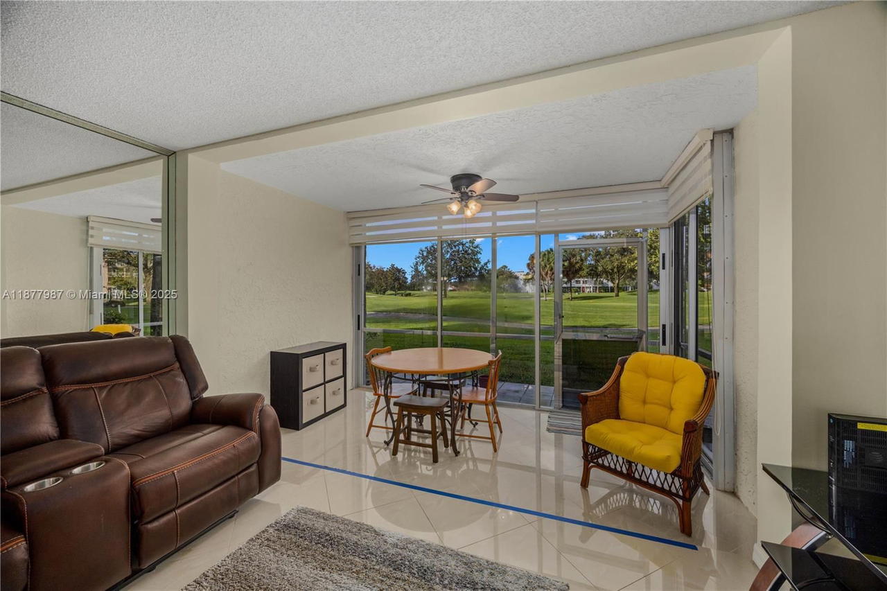 Real estate property located at 1911 Sabal Palm Dr #105, Broward, Condo 3 Of Sabal Palm Con, Davie, FL