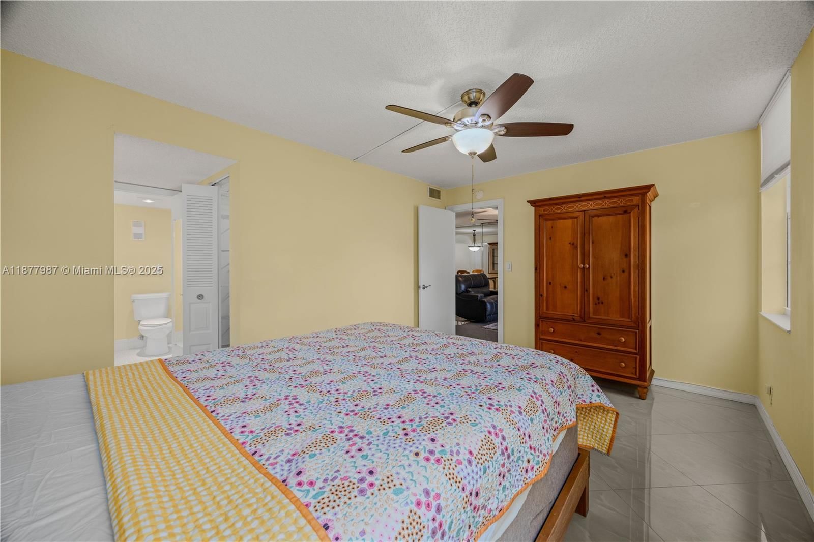 Real estate property located at 1911 Sabal Palm Dr #105, Broward, Condo 3 Of Sabal Palm Con, Davie, FL