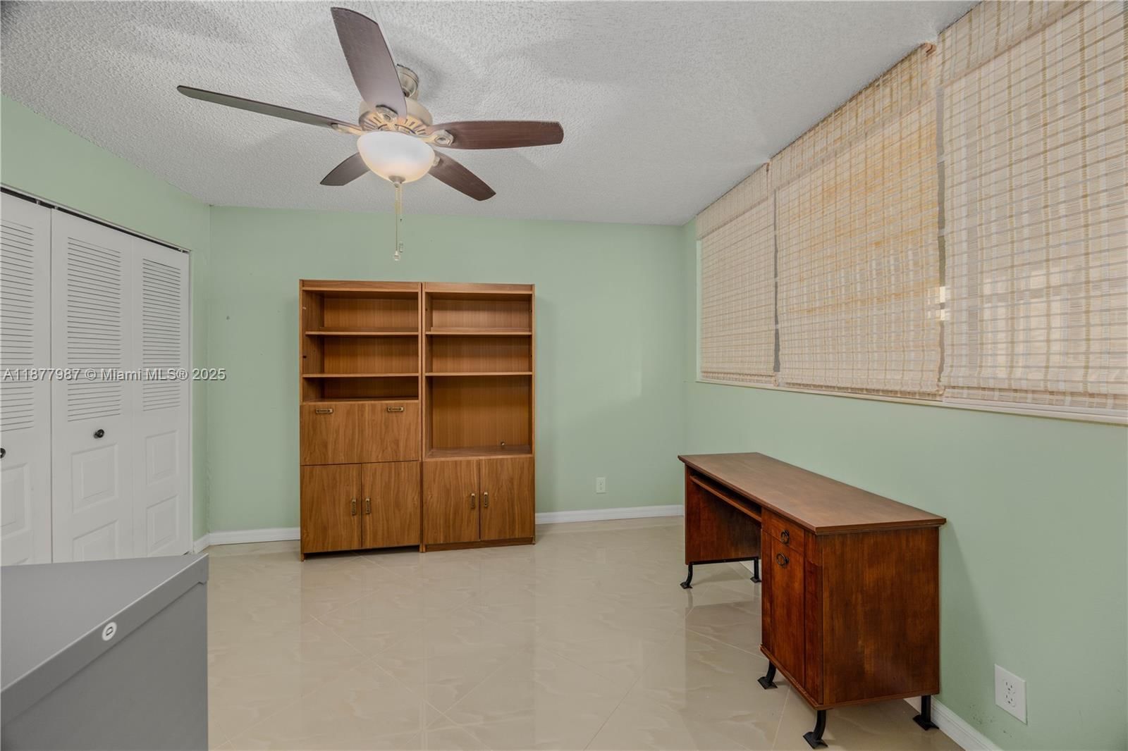 Real estate property located at 1911 Sabal Palm Dr #105, Broward, Condo 3 Of Sabal Palm Con, Davie, FL
