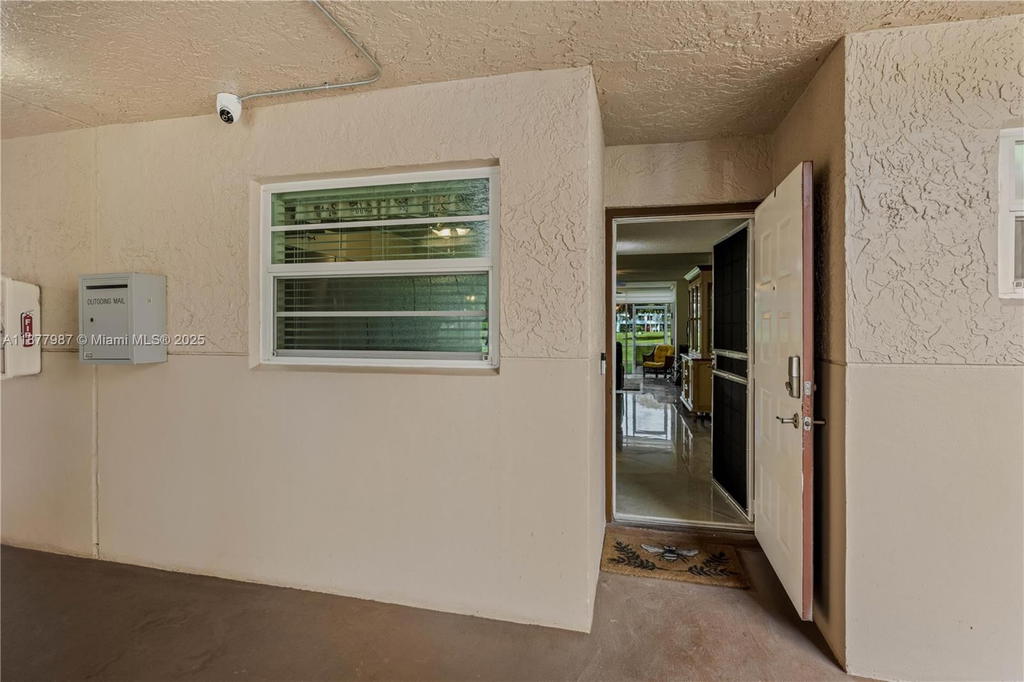 Real estate property located at 1911 Sabal Palm Dr #105, Broward, Condo 3 Of Sabal Palm Con, Davie, FL