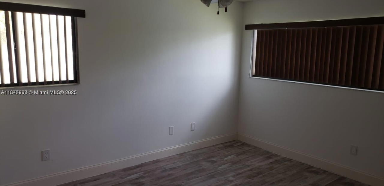 Real estate property located at 9709 Hammocks Blvd #202, Miami-dade, Lakeview At Hammocks Cond, Miami, FL