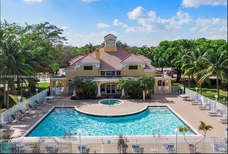 Real estate property located at 2445 33rd St #1413, Broward, Sailboat Pointe Condo, Oakland Park, FL