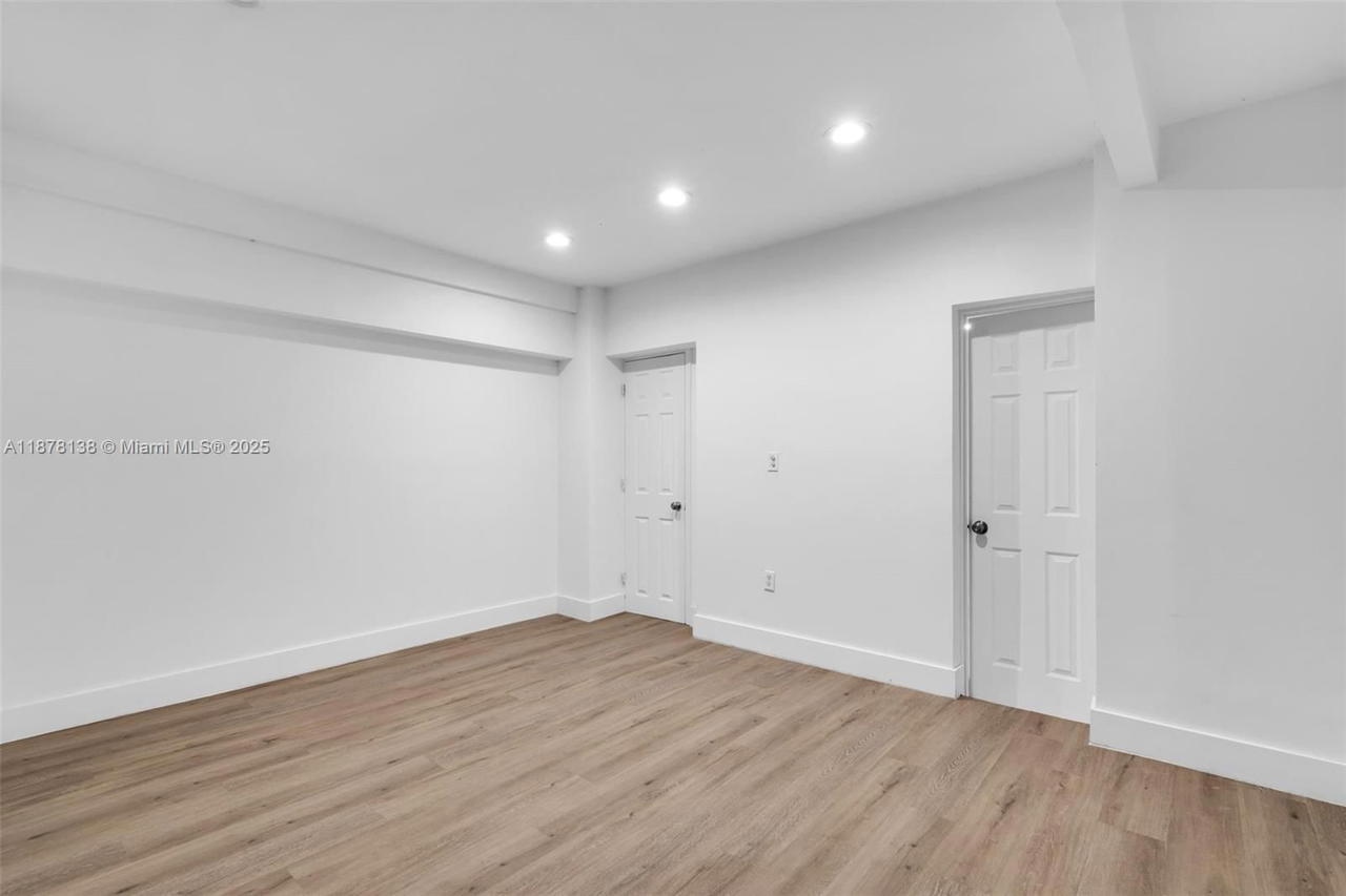 Real estate property located at 510 155th Ter, Miami-dade, Breezeswept Heights 1st A, Miami, FL