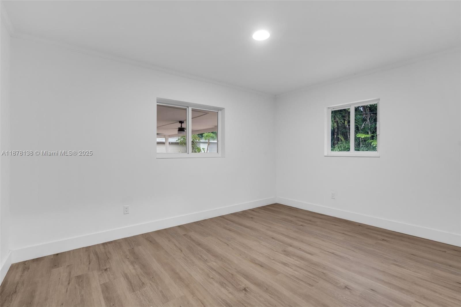 Real estate property located at 510 155th Ter, Miami-dade, Breezeswept Heights 1st A, Miami, FL