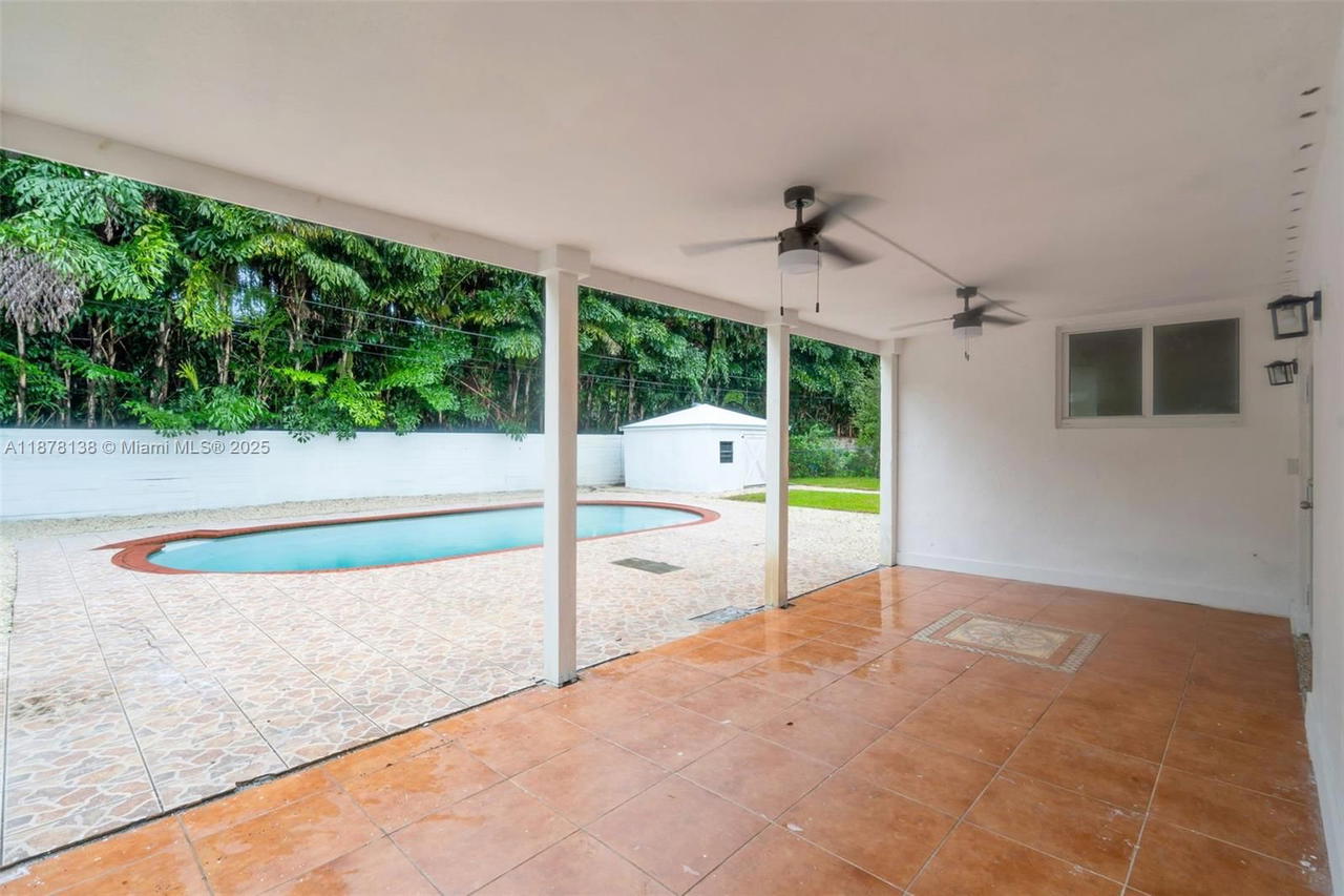 Real estate property located at 510 155th Ter, Miami-dade, Breezeswept Heights 1st A, Miami, FL