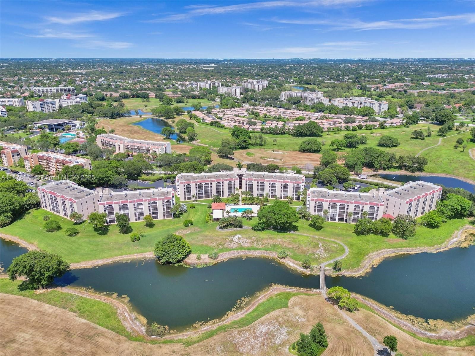 Real estate property located at 3485 Environ Blvd C107, Broward, Lakes Of Environ Condo, Lauderhill, FL