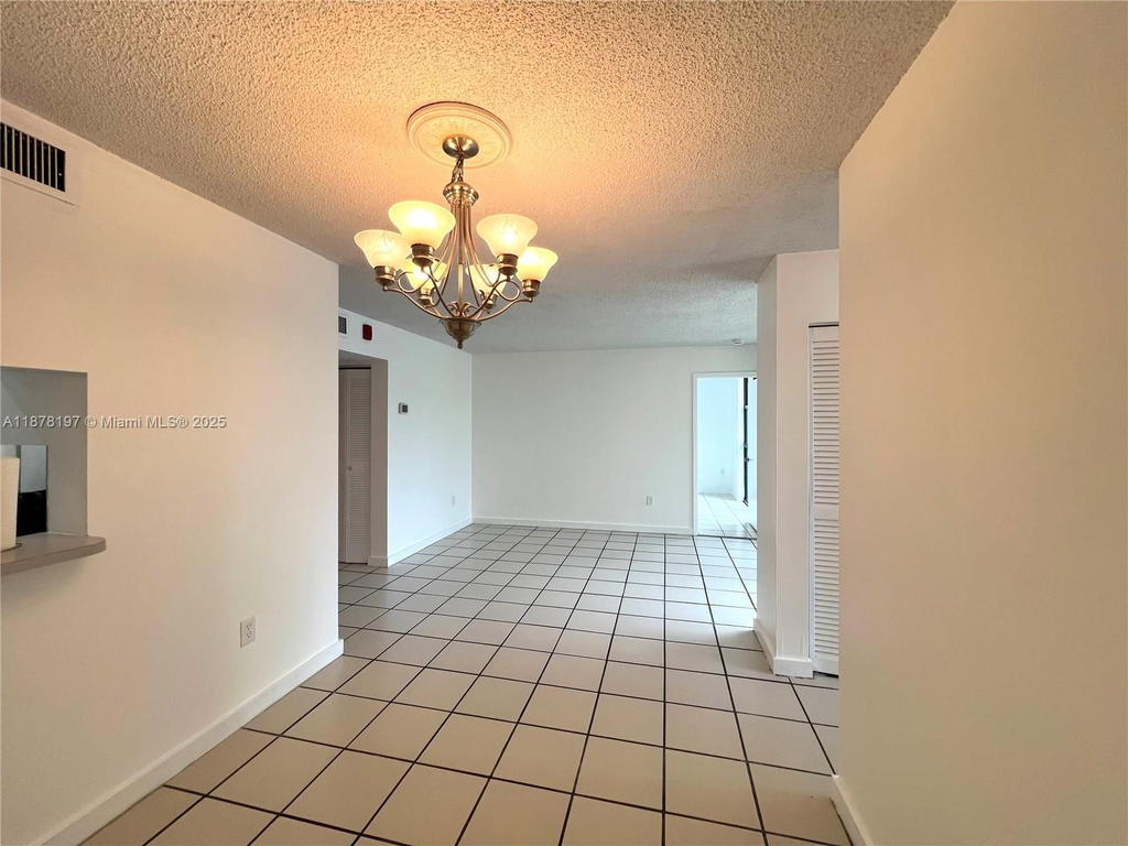 Real estate property located at 11780 18th St #203-2, Miami-dade, International Park I Cond, Miami, FL