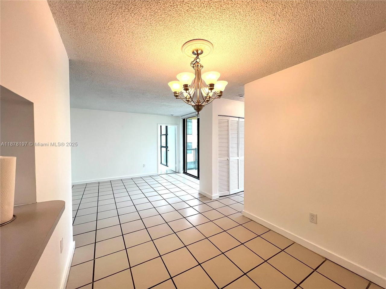 Real estate property located at 11780 18th St #203-2, Miami-dade, International Park I Cond, Miami, FL