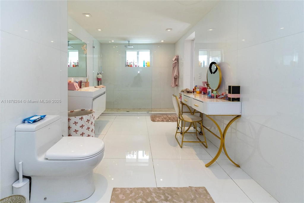Real estate property located at 1215 Biscayne Point Rd, Miami-dade, Biscayne Point, Miami Beach, FL