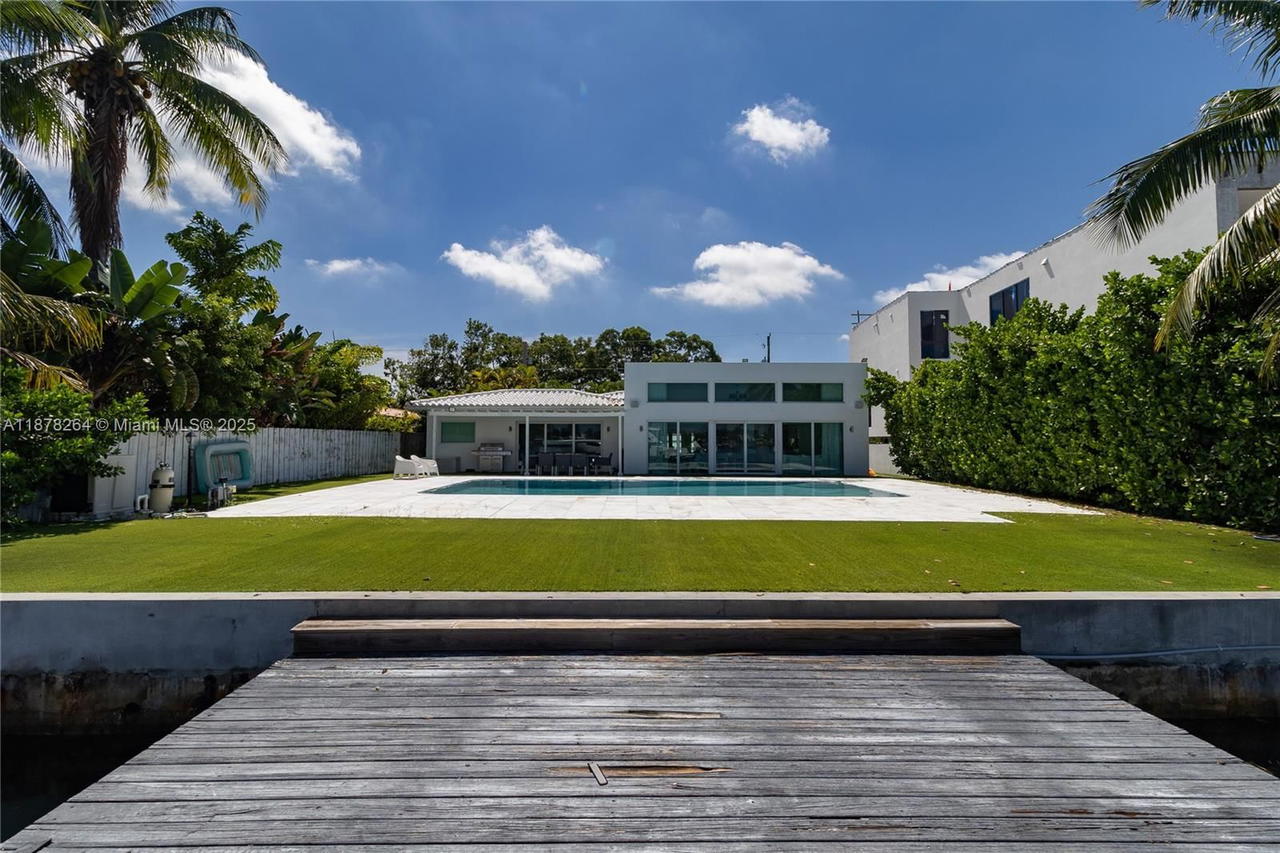 Real estate property located at 1215 Biscayne Point Rd, Miami-dade, Biscayne Point, Miami Beach, FL