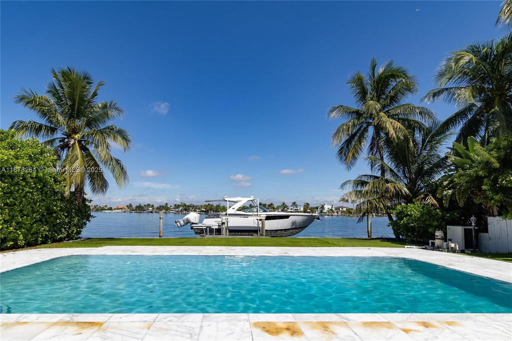 Real estate property located at 1215 Biscayne Point Rd, Miami-dade, Biscayne Point, Miami Beach, FL