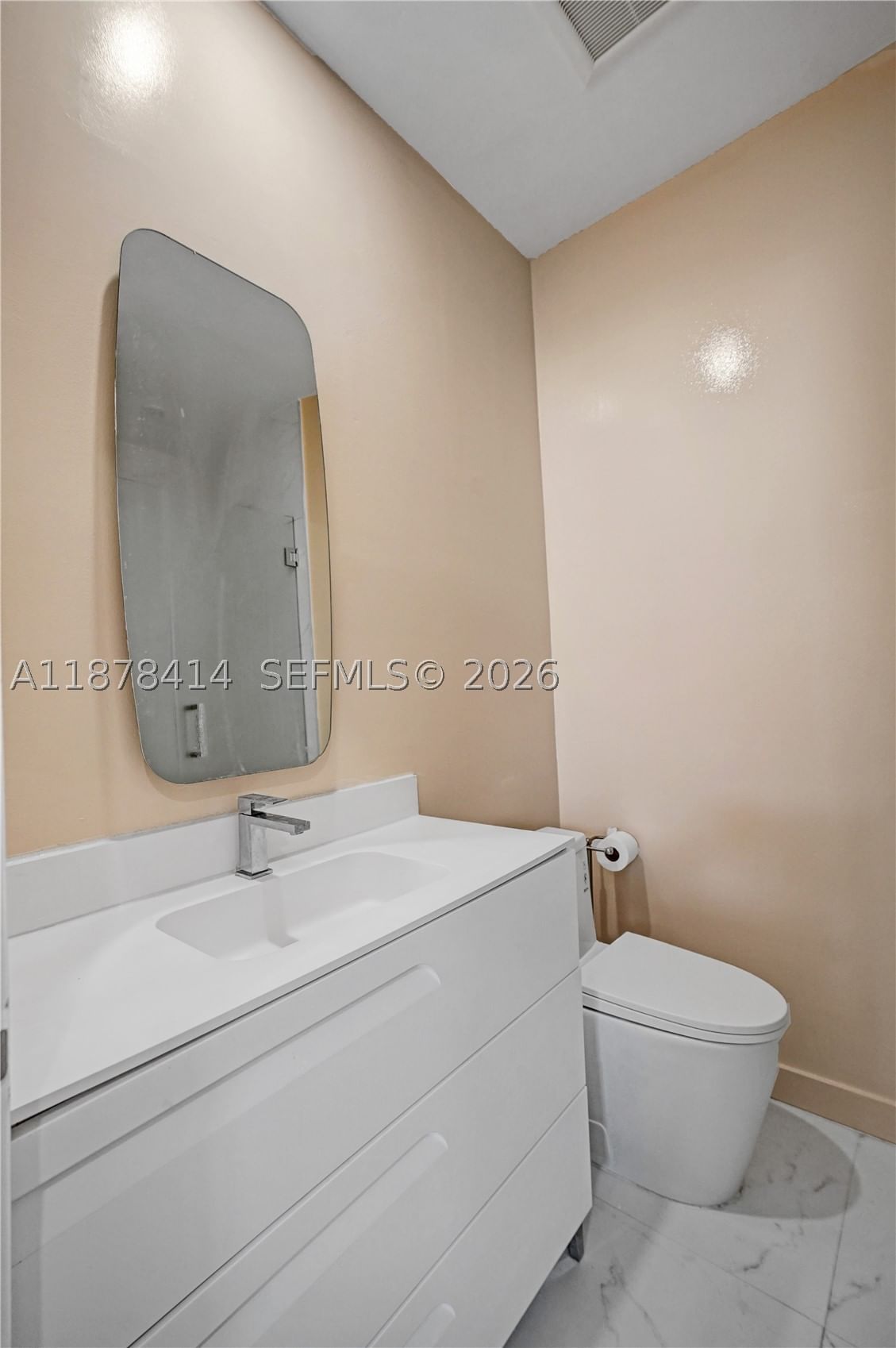 Real estate property located at 1610 Euclid Ave A109, Miami-dade, Lincoln Sub, Miami Beach, FL