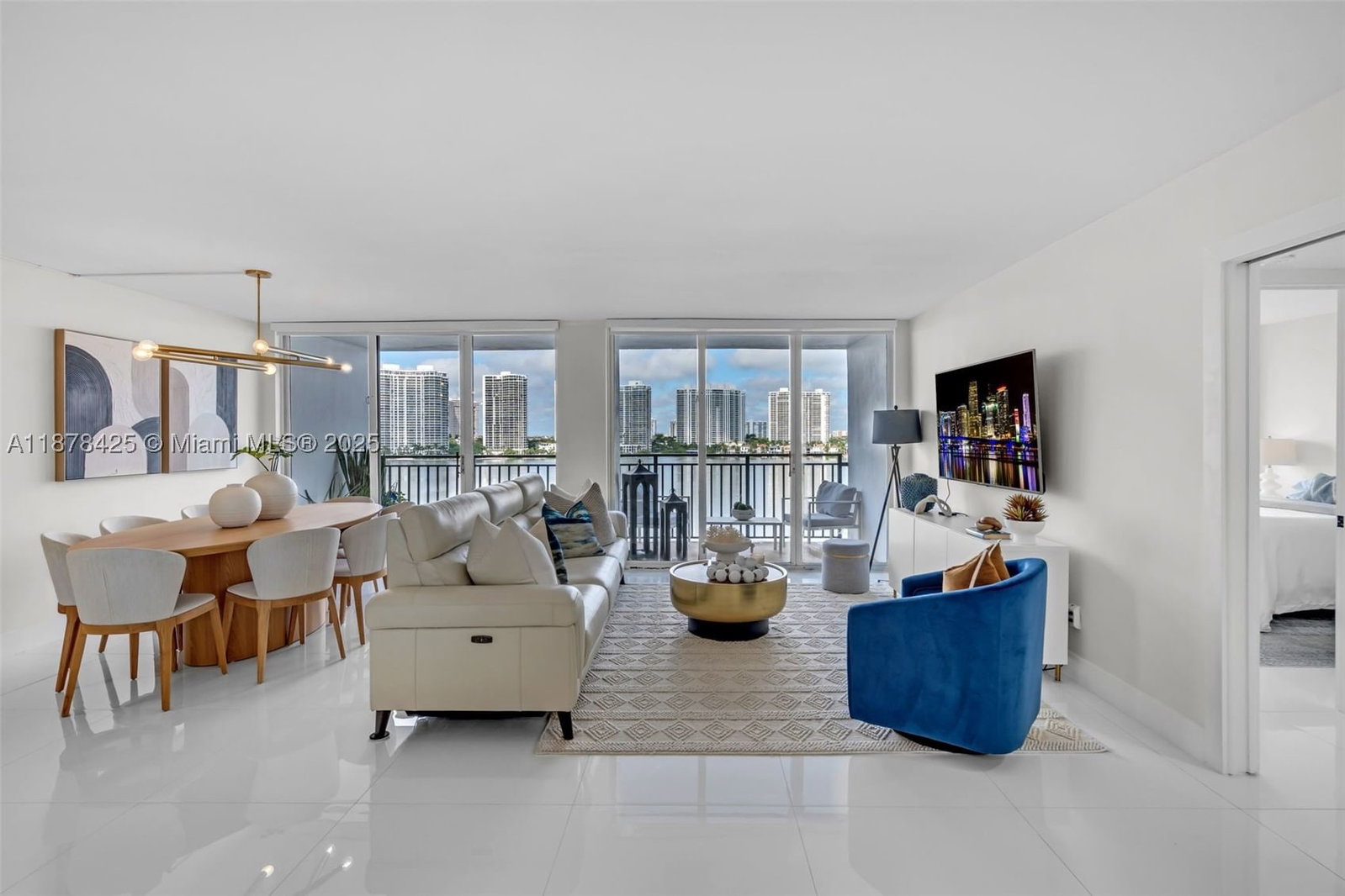 Real estate property located at 17720 Bay Rd #903, Miami-dade, Bay Country Club Condo, Sunny Isles Beach, FL