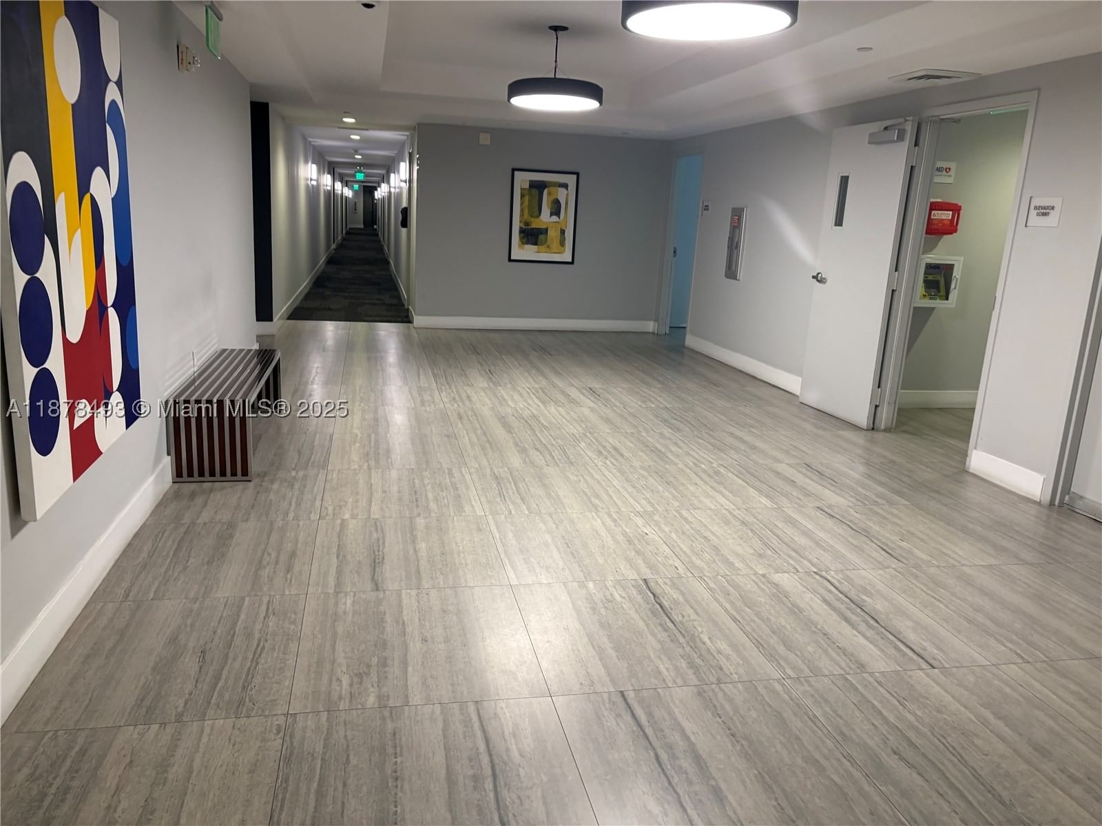 Real estate property located at 140 Dixie Hwy #411, Broward, Hollywood Station Res Con, Hollywood, FL