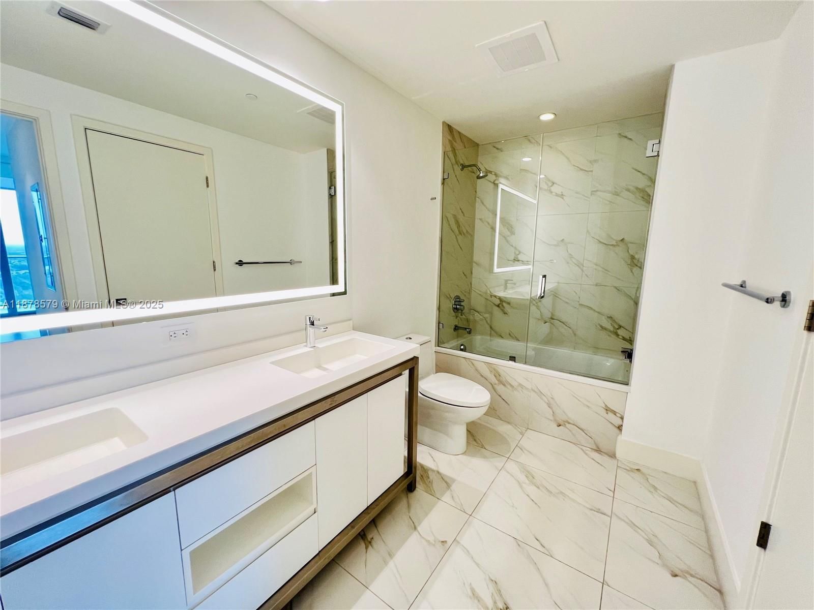 Real estate property located at 2000 Metropica Way #2406, Broward, Metropica North Tower One, Sunrise, FL