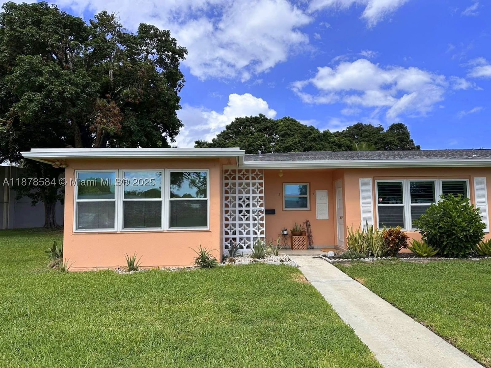 Real estate property located at 285 High Point Blvd A, Palm Beach, High Point Condo Sec 4, Boynton Beach, FL