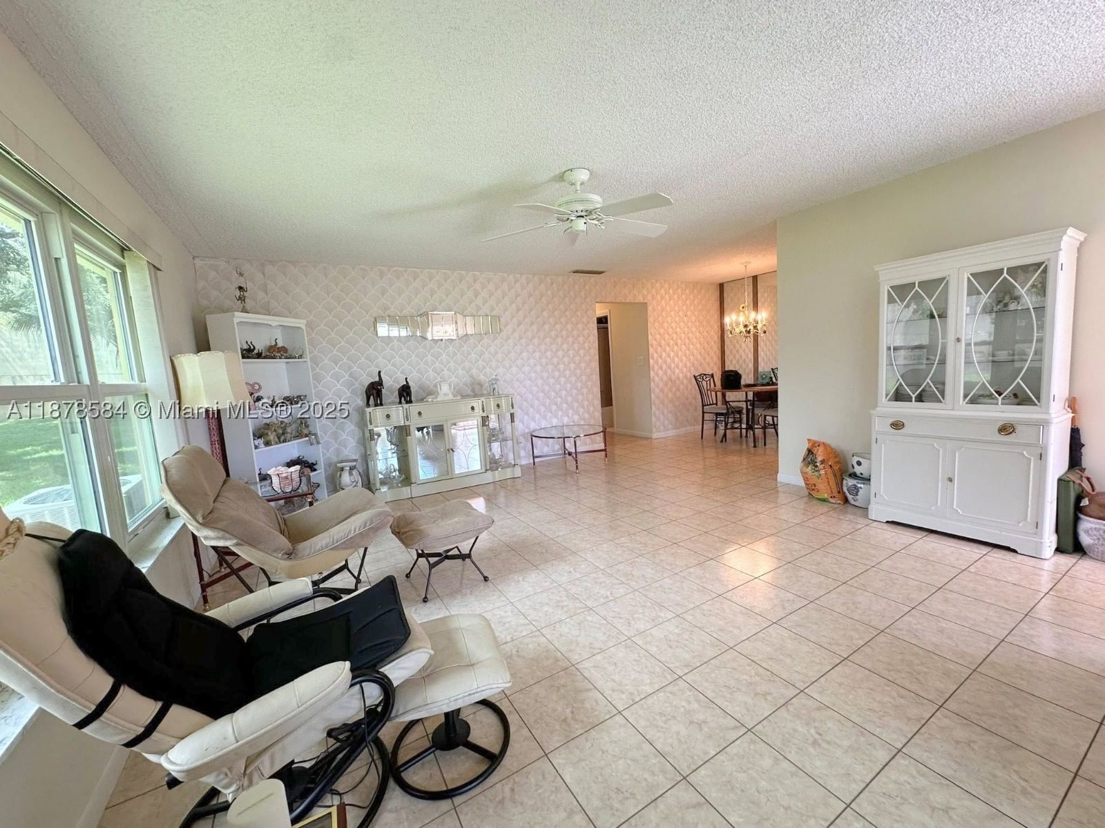 Real estate property located at 285 High Point Blvd A, Palm Beach, High Point Condo Sec 4, Boynton Beach, FL