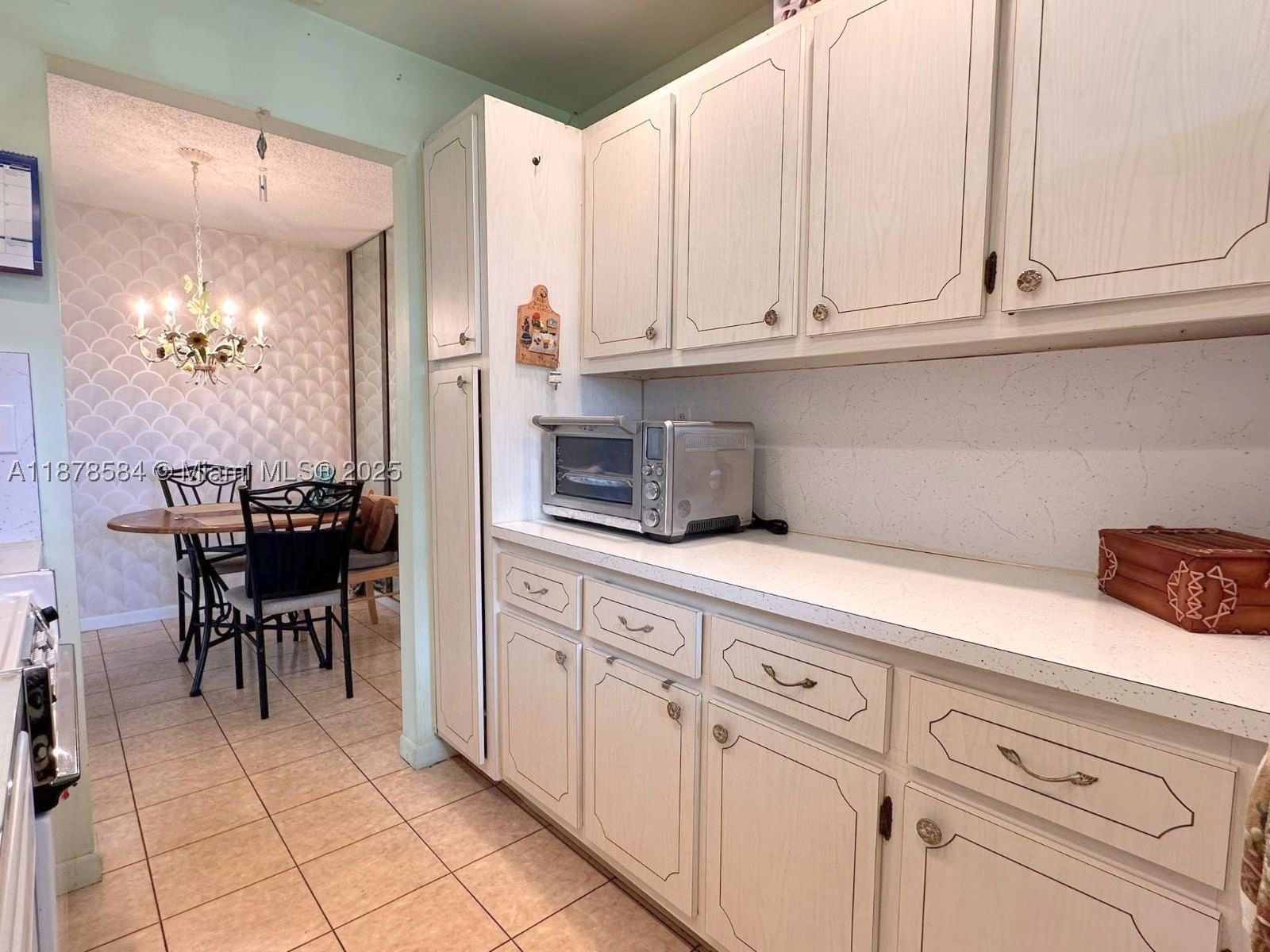 Real estate property located at 285 High Point Blvd A, Palm Beach, High Point Condo Sec 4, Boynton Beach, FL